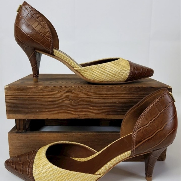 6M IOB Tory Burch Pumps - Picture 2 of 9